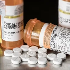 Imagen informativa sobre Opioides y trastorno por consumo de opioides